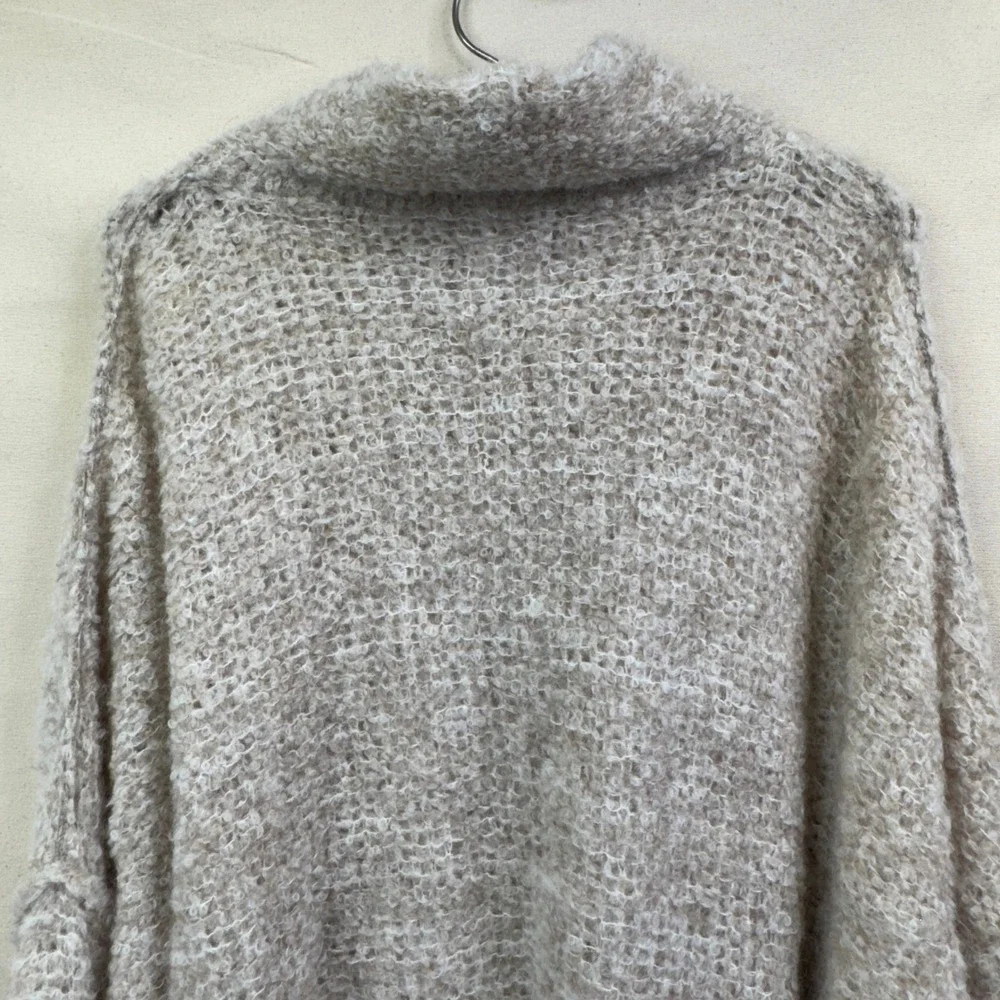 Free‎ People Alpaca Blend Turtleneck Sweater M Beige Oversized Boho Cozy Knit